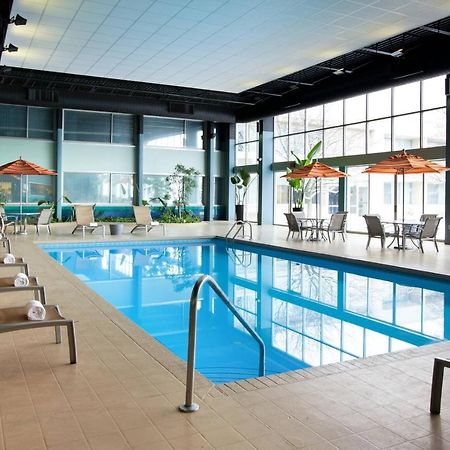 Sheraton Cleveland Airport Hotel Екстер'єр фото