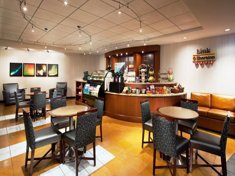 Sheraton Cleveland Airport Hotel Екстер'єр фото