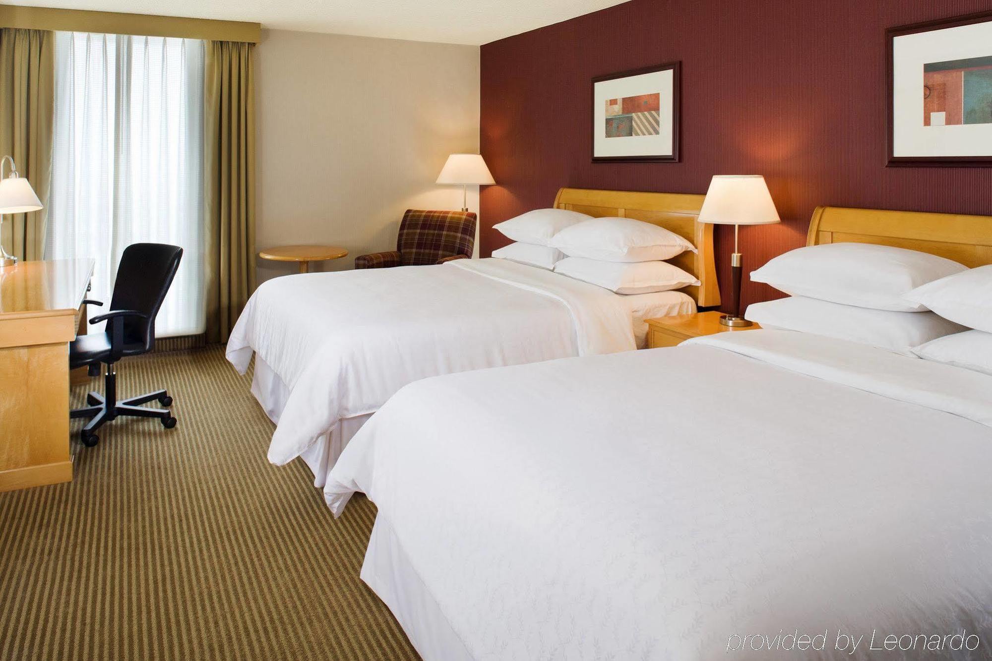 Sheraton Cleveland Airport Hotel Екстер'єр фото