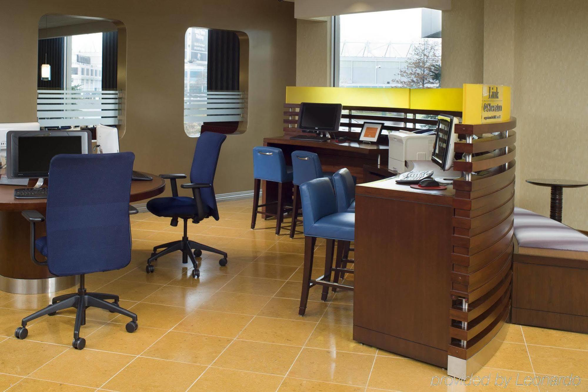 Sheraton Cleveland Airport Hotel Екстер'єр фото